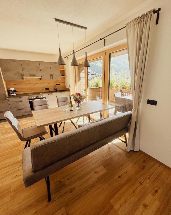 Apartment Goldene Mitte Aschau Im Zillertal Bagian luar foto